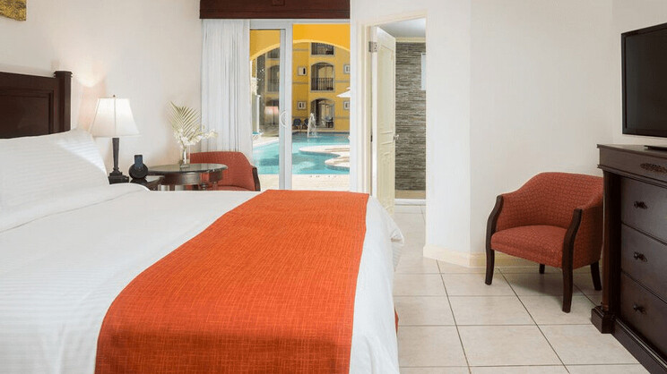 Jewel Paradise Cove Adult Beach Resort & Spa